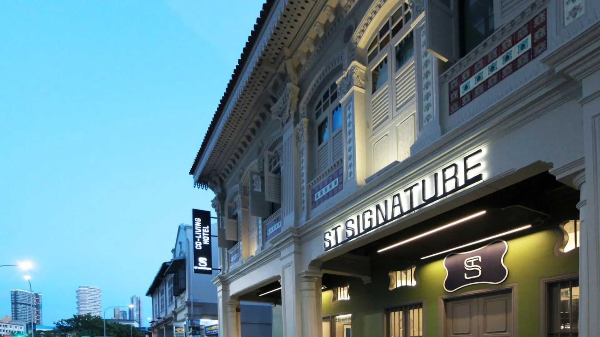 St Signature Jalan Besar Singapore Singapore